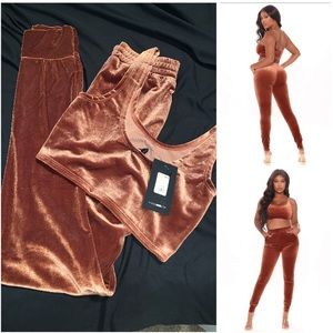 Changing Rhythms Velvet Pant Set💕❤️